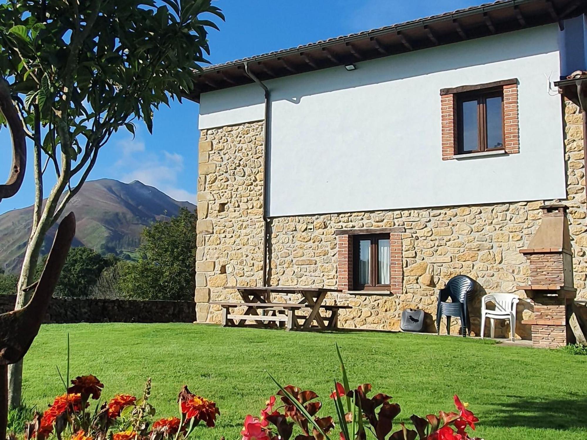 Villa La Torre Arriondas Exterior foto