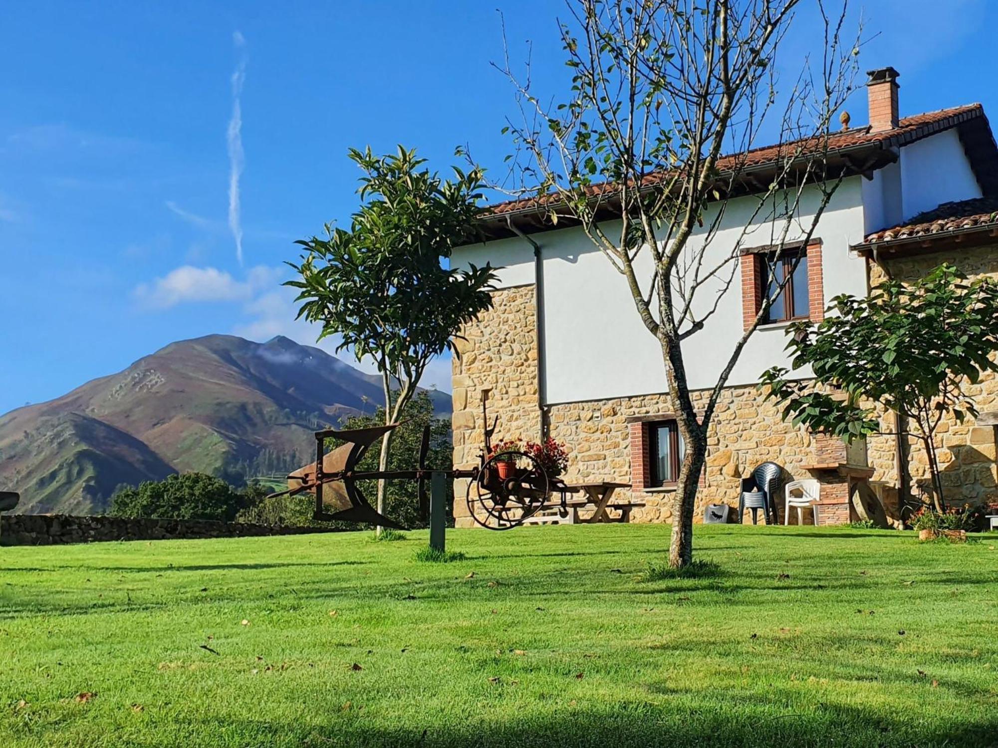 Villa La Torre Arriondas Exterior foto